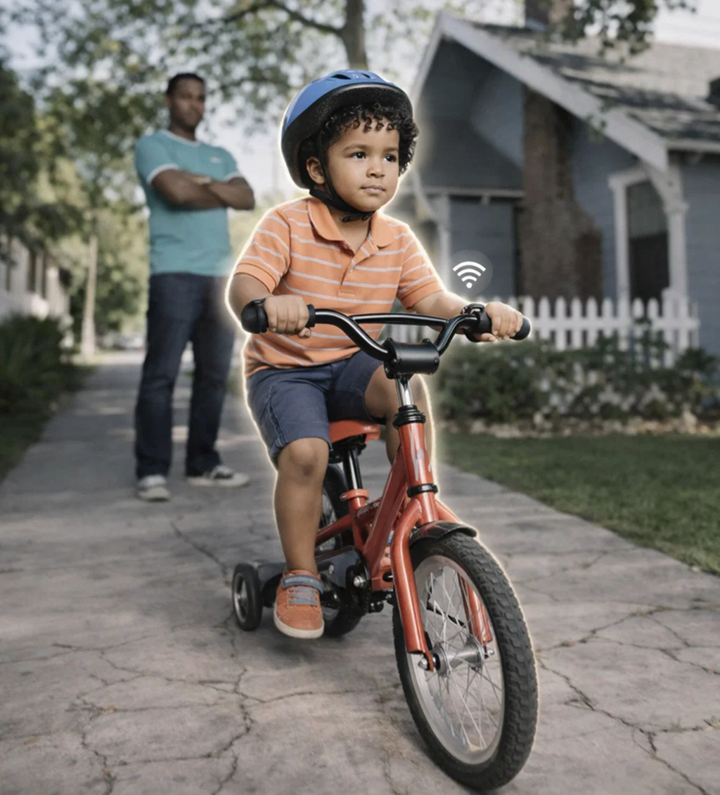 Parent cycling with child